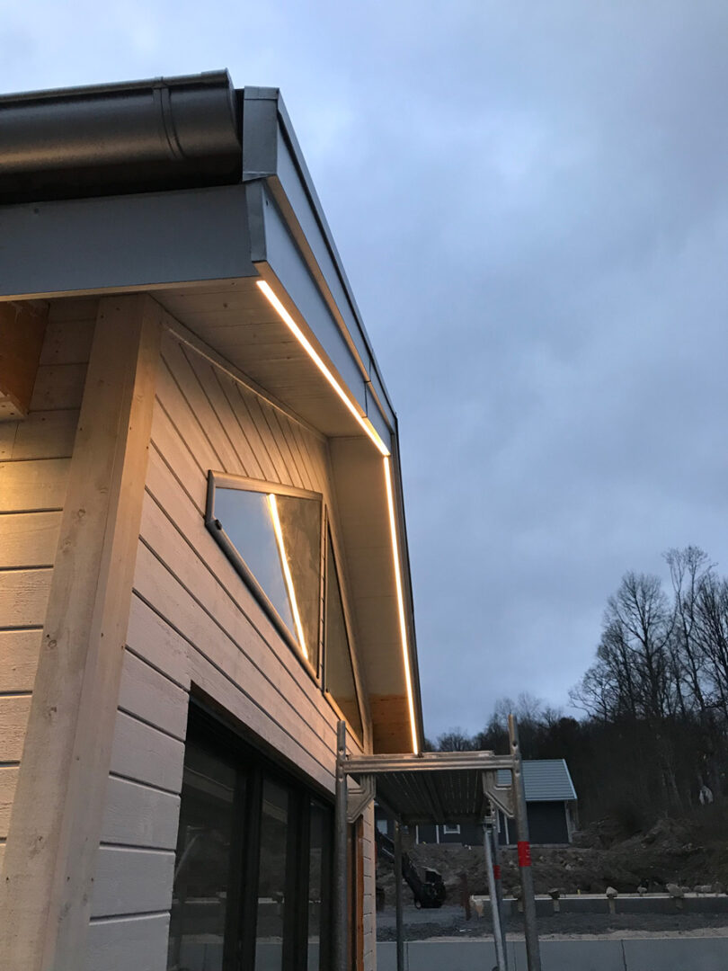 LED-lister fasadbelysning hustak